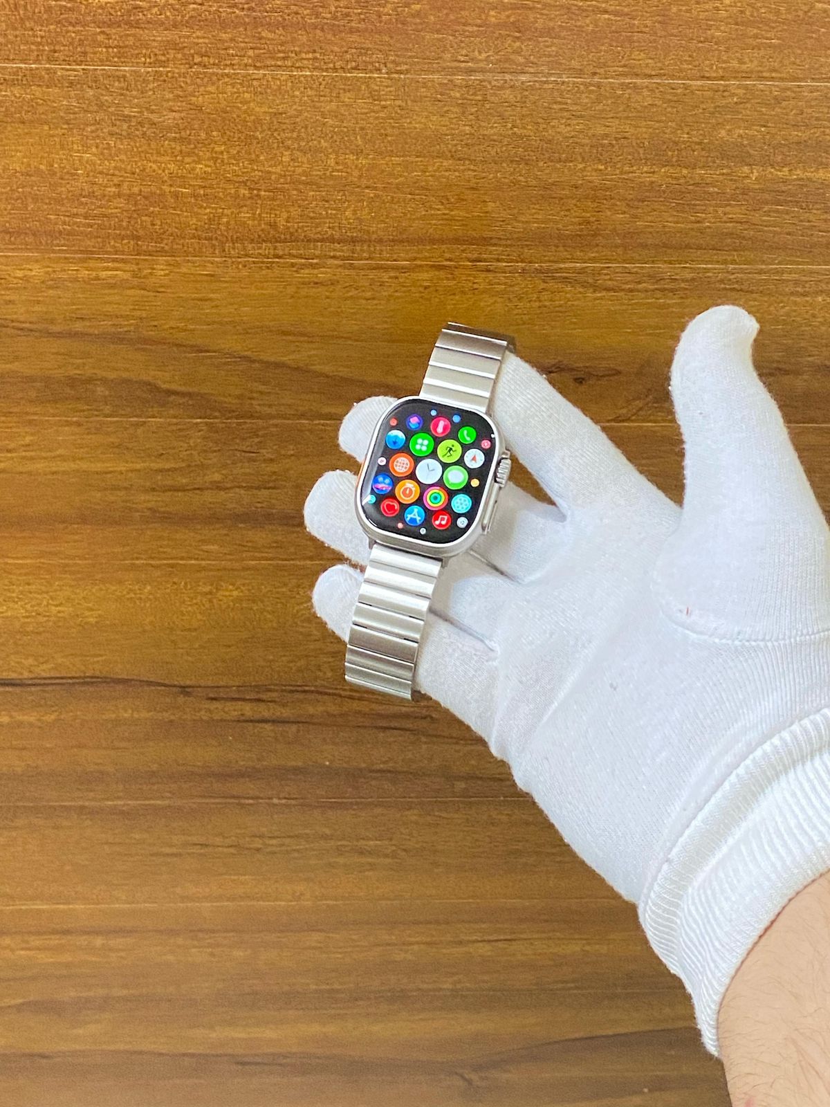 Titanium Silver Edition with Premium Metal Strap Ultra 2