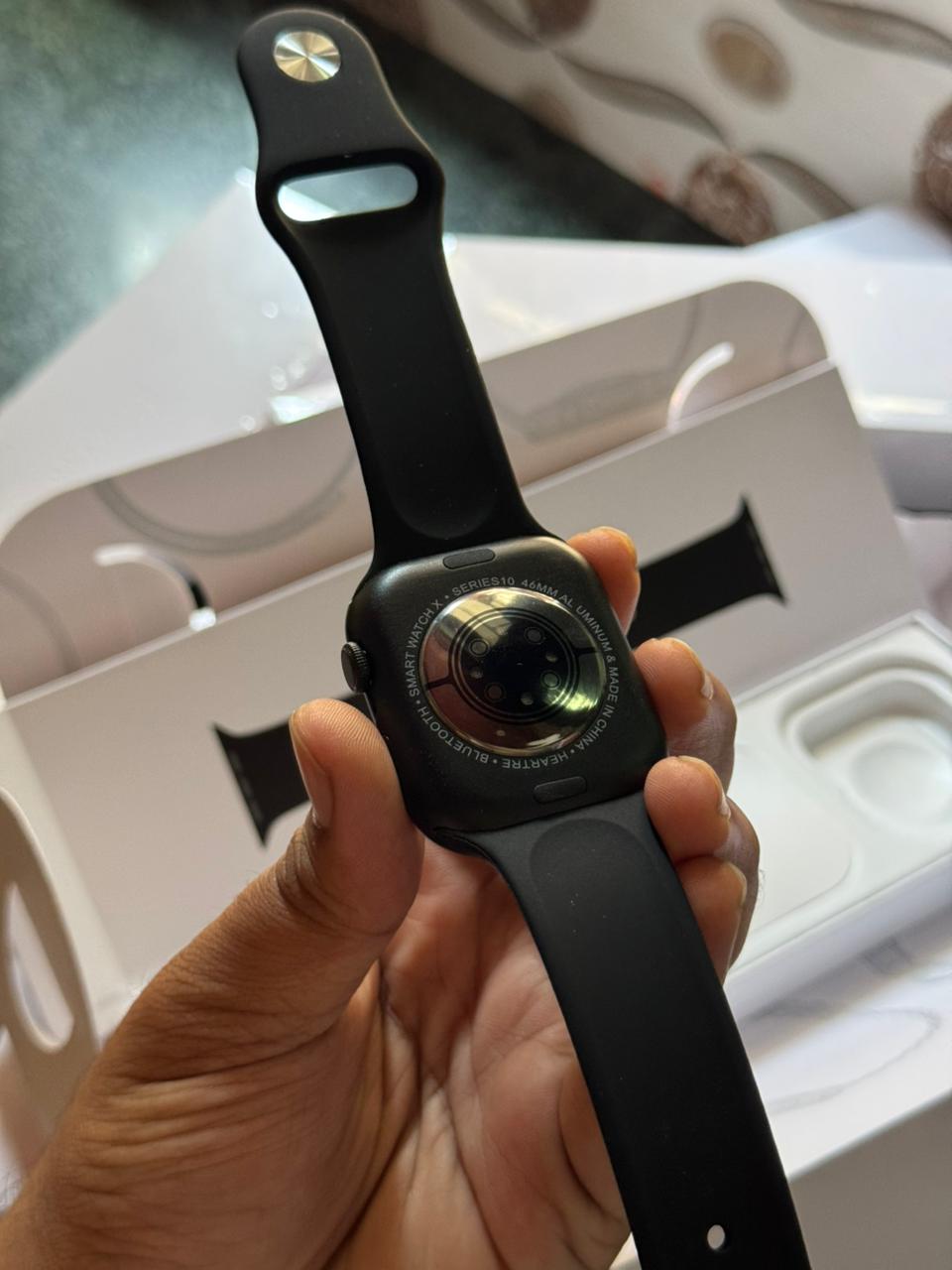 Series 11 Quad Edge - ON/OFF Logo